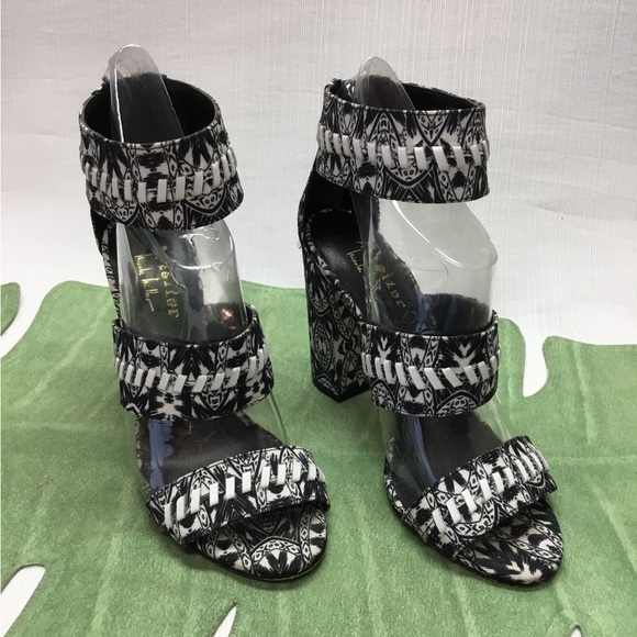 ARTELIER Exciting Block Heels by Nicole Miller - Picture 5 of 13